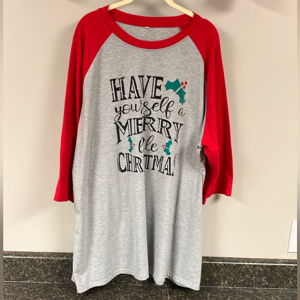 3/23  Christmas theme baseballl tee shirt 3x